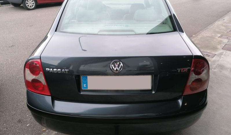 Volkswagen Passat 1.9TDi 130Cv full